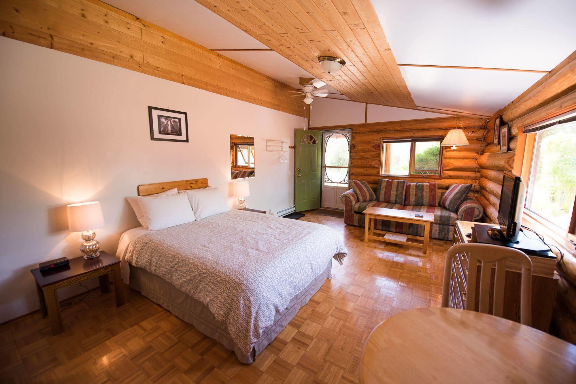 Cedar Haven Cabins And Resort เคลียร์วอเตอร์ ภายนอก รูปภาพ